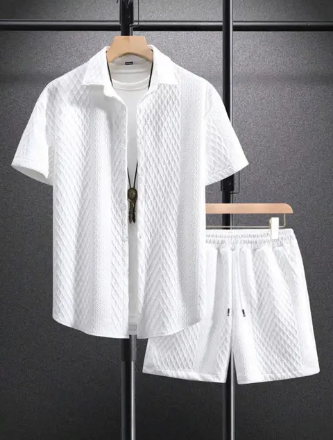 Conjunto De 2 Piezas De Camisa De Manga Corta Y Pantalones Cortos De Color Sólido Para Hombres · Blanco