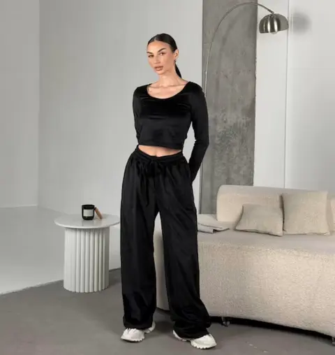 Set terciopelo de dos piezas · Negro