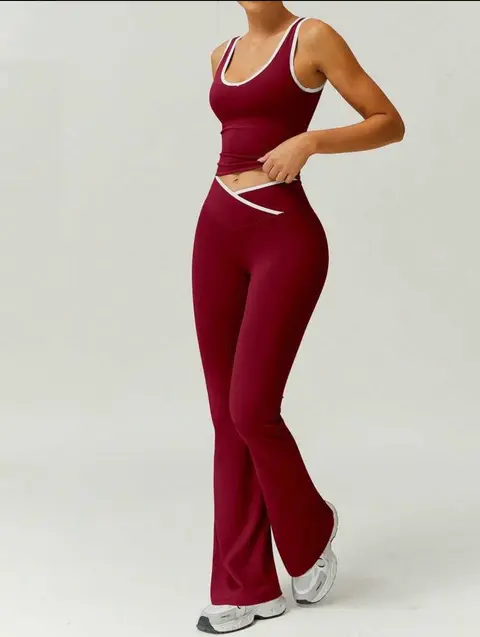 Conjunto top y leggings tipo sirena · Rojo