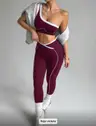 Prenda en Rojo violeta