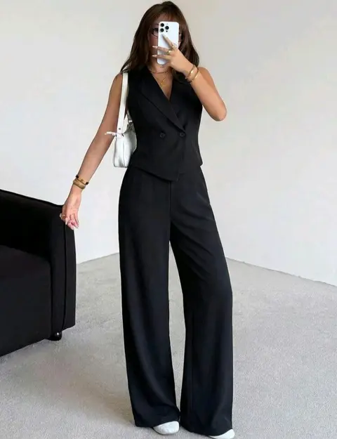 Conjunto de top sin mangas de cuello en V minimalista y cómodo con pantalones para adolescentes · Negro
